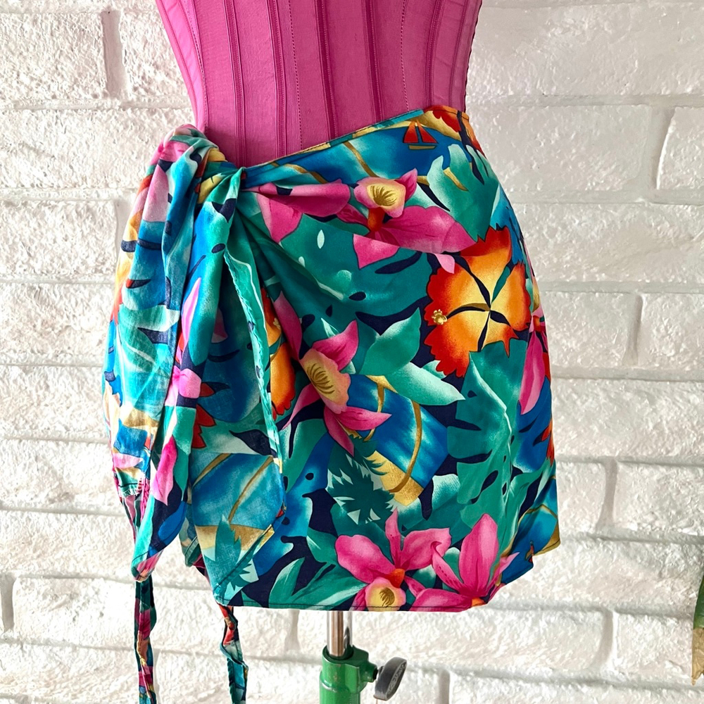 Hilo Hattie Wrap Mini Skirt One Size